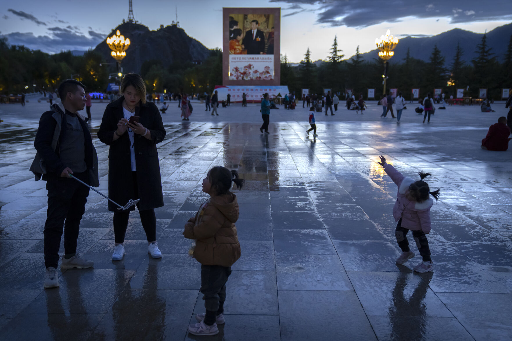 China Tibet Tourism Boom Photo Gallery